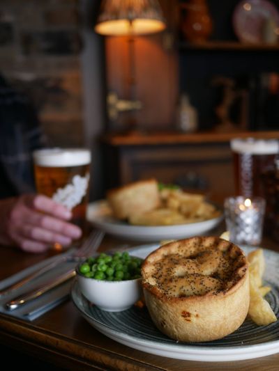Pub and Restaurant in Castleton – The Bulls Head Castleton